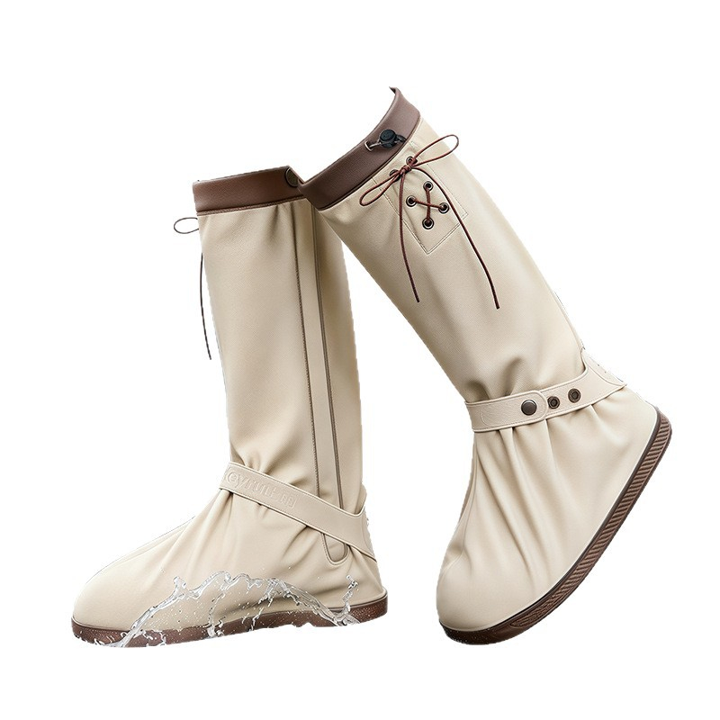 Cycling Commute In Rain - Elegantes Cubrezapatos Impermeables Unisex de Caña